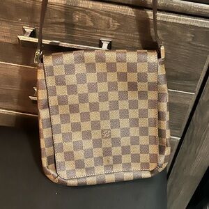 Louis Vuitton Damier Crossbody